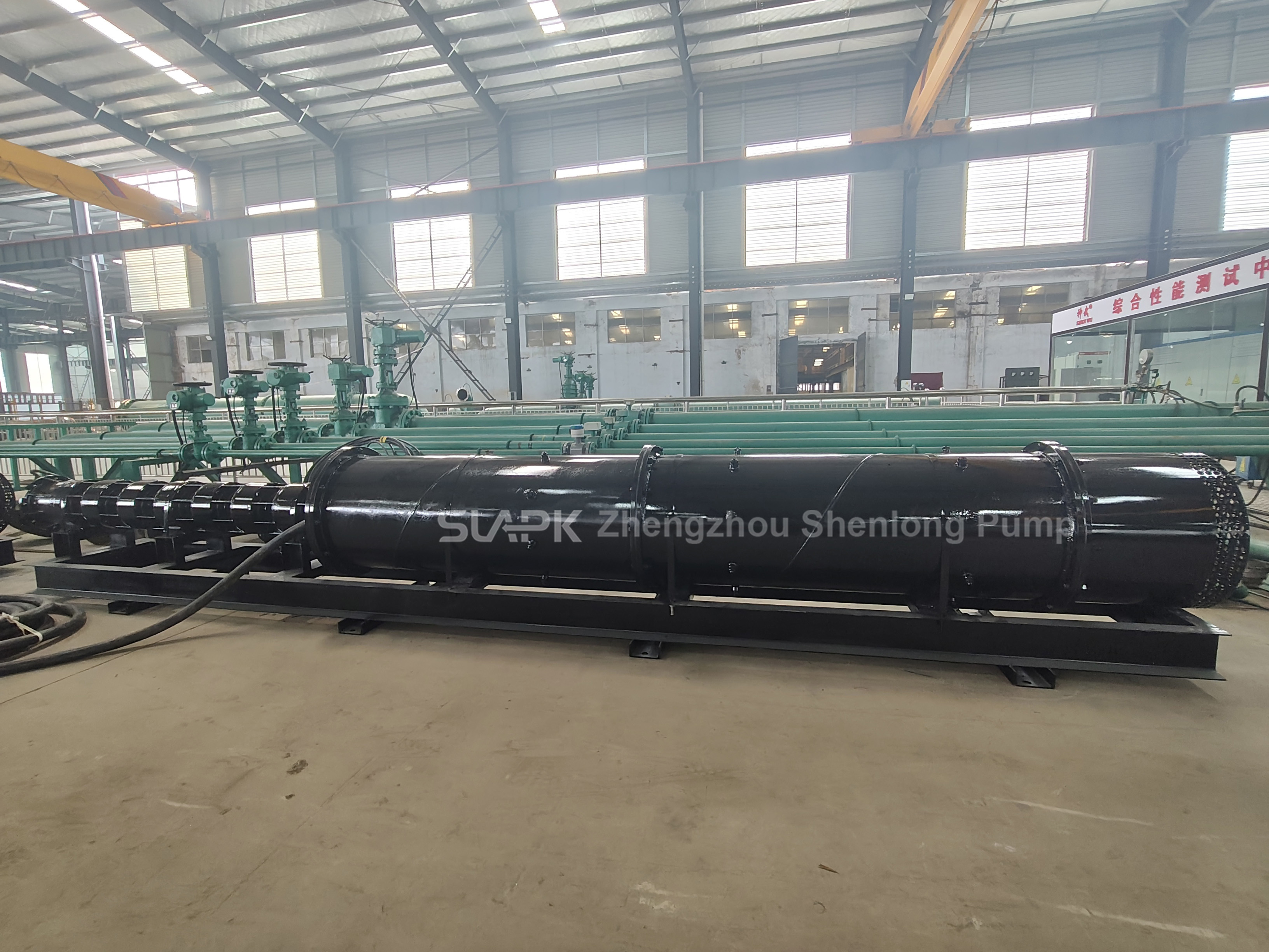 최신 회사 사례 동남아시아 저수지 및 관개 용 냉각 재킷이 있는 수평 잠수정 우물 펌프